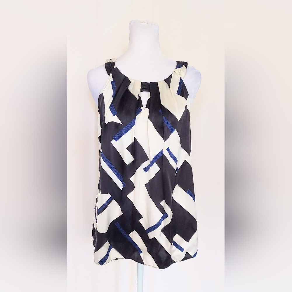 White House Black Market Sleeveless Patterned Silk Stretch Top Size 2